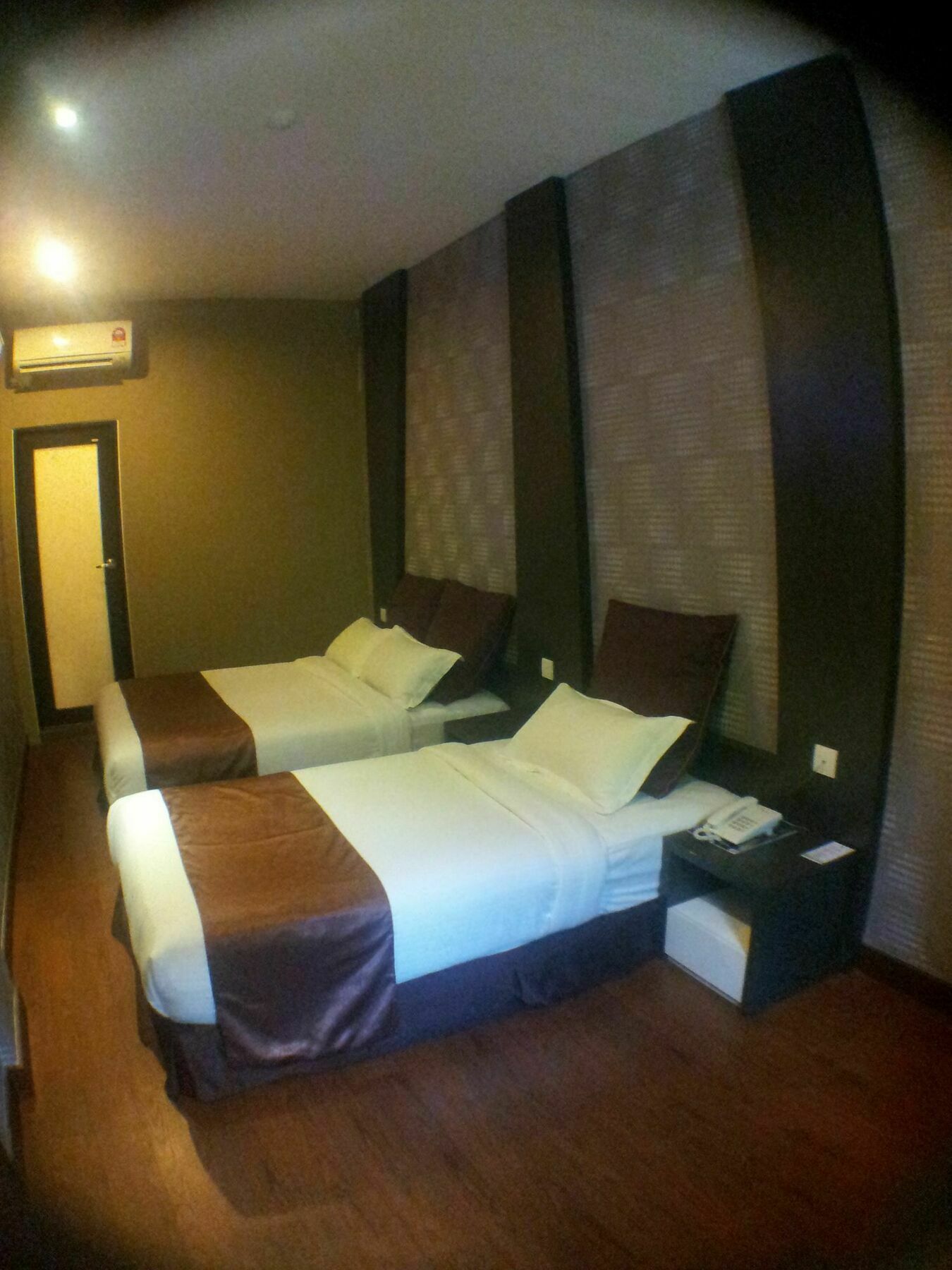 Chariton Hotel Nusa Bestari Johor Bahru Exterior foto