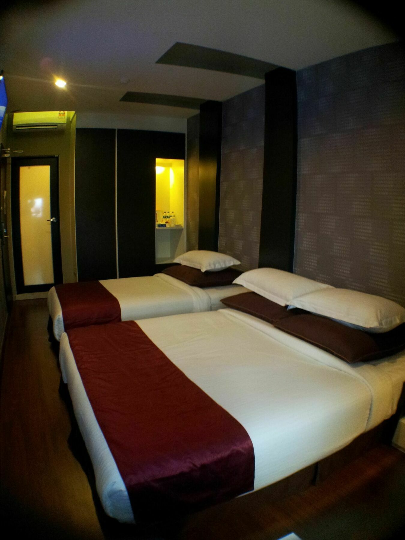 Chariton Hotel Nusa Bestari Johor Bahru Exterior foto